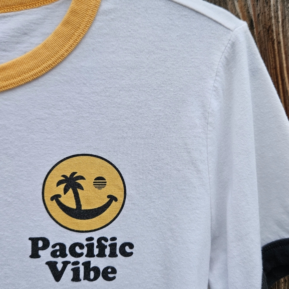 Pacific Vibe Ringer Tee - Picture 6 of 6